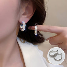 Afbeelding in Gallery-weergave laden, Sparkle kleine oorringen