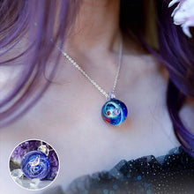Afbeelding in Gallery-weergave laden, Kosmische sterrenhemel glazen kralen hanger ketting