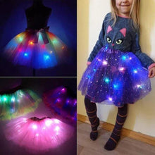 Afbeelding in Gallery-weergave laden, 👗Magische en lichtgevende LED-tuturok