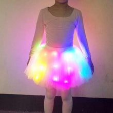 Afbeelding in Gallery-weergave laden, 👗Magische en lichtgevende LED-tuturok