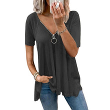 Afbeelding in Gallery-weergave laden, Losvallend T-shirt met diepe V-rits
