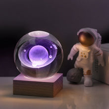 Afbeelding in Gallery-weergave laden, 3D Galaxy Crystal Ball Nachtlampje Decorlamp
