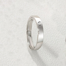 Afbeelding in Gallery-weergave laden, One Kiss Sterling Silver Couple Rings Valentijnsdag Cadeau gids
