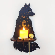 Afbeelding in Gallery-weergave laden, Hemelse Wolf Altaar Stand
