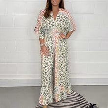 Afbeelding in Gallery-weergave laden, Geometrie multi-print kimono-jumpsuits met V-hals
