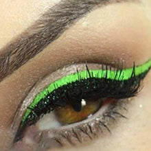 Afbeelding in Gallery-weergave laden, Waterdichte en herbruikbare eyeliner en wimpersticker
