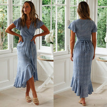 Afbeelding in Gallery-weergave laden, Boho zomerjurk met V-hals en stippen
