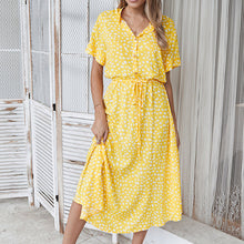 Afbeelding in Gallery-weergave laden, V-neck polka dot dress
