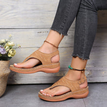 Afbeelding in Gallery-weergave laden, Effen zomersandalen met gesp
