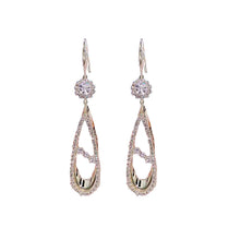 Afbeelding in Gallery-weergave laden, Luxe oorbellen met volledige diamanten
