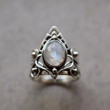 Afbeelding in Gallery-weergave laden, Vintage Maansteen Ring
