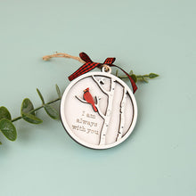 Afbeelding in Gallery-weergave laden, Handgemaakt Herdenkings Ornament met Kardinalen

