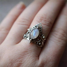Afbeelding in Gallery-weergave laden, Vintage Maansteen Ring

