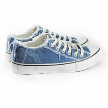 Afbeelding in Gallery-weergave laden, Denim canvas schoenen
