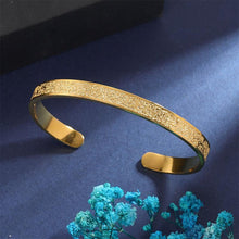 Afbeelding in Gallery-weergave laden, Carved bracelet
