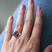 Afbeelding in Gallery-weergave laden, Robijn Vintage Ring
