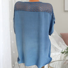 Afbeelding in Gallery-weergave laden, Geborduurd vleermuis shirt met korte mouwen

