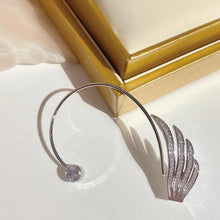 Afbeelding in Gallery-weergave laden, Angel Wing Earrings
