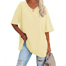 Afbeelding in Gallery-weergave laden, Dames T-shirt met V-hals
