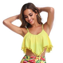 Afbeelding in Gallery-weergave laden, Gewatteerde, hoog getailleerde bikini met ruches

