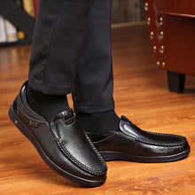 Afbeelding in Gallery-weergave laden, Loafers van echt leer met zachte binnenzool voor heren

