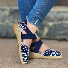Afbeelding in Gallery-weergave laden, Sandalen met sleehak van hennep touw
