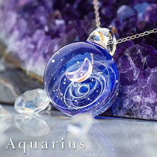 Afbeelding in Gallery-weergave laden, Kosmische sterrenhemel glazen kralen hanger ketting
