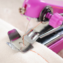 Afbeelding in Gallery-weergave laden, 🧵Draagbare naaimachine
