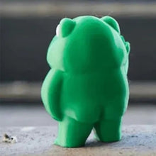 Afbeelding in Gallery-weergave laden, Middelvinger Kikker Ornament
