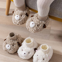 Afbeelding in Gallery-weergave laden, Baby cartoon pluche katoenen peuter schoenen
