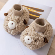 Afbeelding in Gallery-weergave laden, Baby cartoon pluche katoenen peuter schoenen
