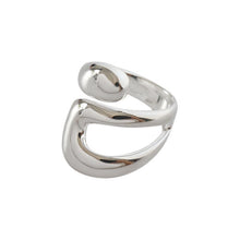 Afbeelding in Gallery-weergave laden, Drop Hoop Ring
