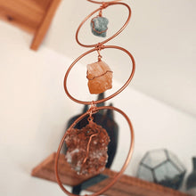 Afbeelding in Gallery-weergave laden, Raw Crystal 7 Chakra Gemstone Wall Decor
