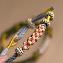 Afbeelding in Gallery-weergave laden, Peach Blossom Knot Bracelet
