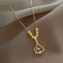 Afbeelding in Gallery-weergave laden, Slimme ginkgo blad ketting
