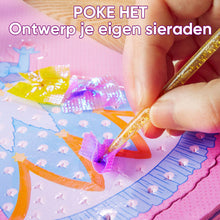 Afbeelding in Gallery-weergave laden, Poke Joy aankleedboek
