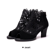 Afbeelding in Gallery-weergave laden, Lace Mesh Insert Chunky Heeled Boots
