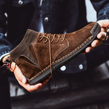 Afbeelding in Gallery-weergave laden, Handgestikte halfhoge heren schoenen
