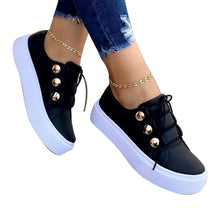 Afbeelding in Gallery-weergave laden, Casual sneakers met nageldecoratie
