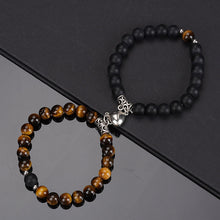 Afbeelding in Gallery-weergave laden, Kralenarmbanden met magnetische hartvorm
