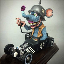 Afbeelding in Gallery-weergave laden, Boos monster standbeeld
