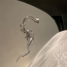 Afbeelding in Gallery-weergave laden, Rhinestone Swallow Ear Hanging
