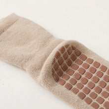 Afbeelding in Gallery-weergave laden, Warme sokken voor schattige baby's met antislipkussen
