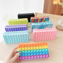 Afbeelding in Gallery-weergave laden, Voorverkoop--Pop Bubble Pencil Case
