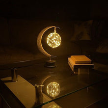 Afbeelding in Gallery-weergave laden, Handgemaakte Twine Rattan Bal LED Maanvormige Lamp

