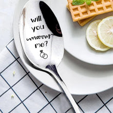 Afbeelding in Gallery-weergave laden, 'Love You More' Gegraveerde Lepel
