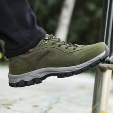 Afbeelding in Gallery-weergave laden, Outdoor-sneakers voor bergbeklimmers
