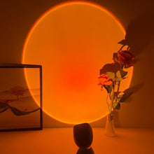 Afbeelding in Gallery-weergave laden, Projectielamp The Sun Never Sets

