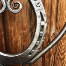 Afbeelding in Gallery-weergave laden, Lucky Love Wind Chime
