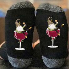 Afbeelding in Gallery-weergave laden, Gnome wijnglas Unisex Crew sokken
